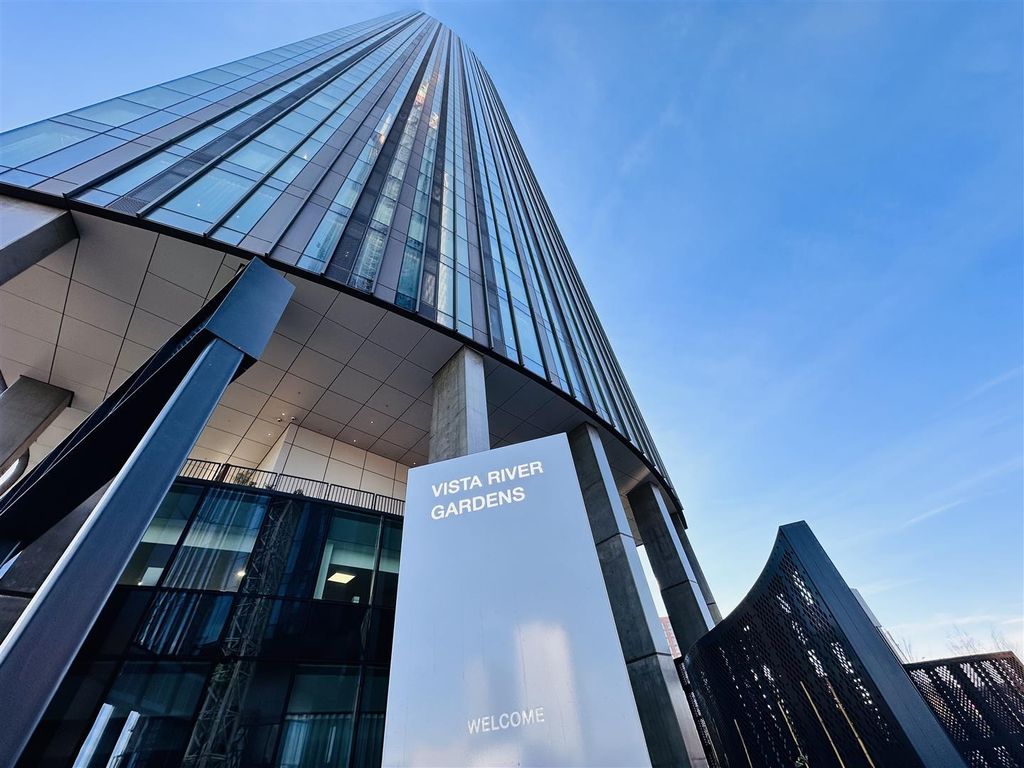 Property photo 3 of 33