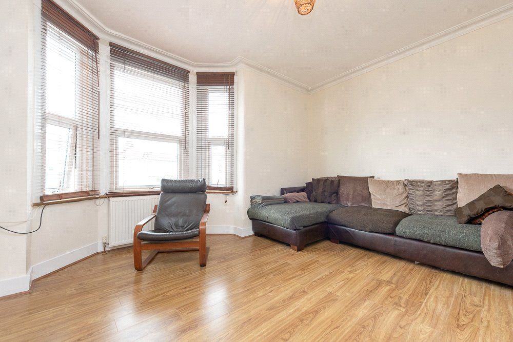 Property photo 3 of 8 Picture No. 01