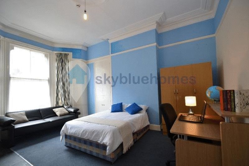 Property photo 1 of 6 Photo 2