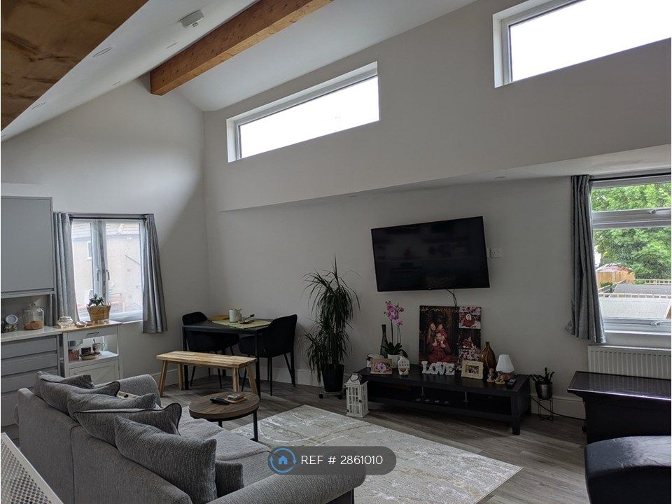 Property photo 2 of 12 Lounge Area