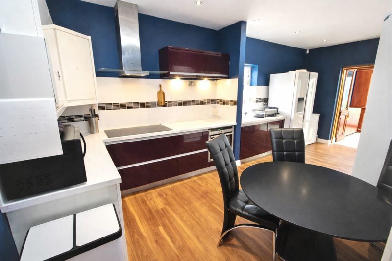 Property photo 2 of 17 Photo 2