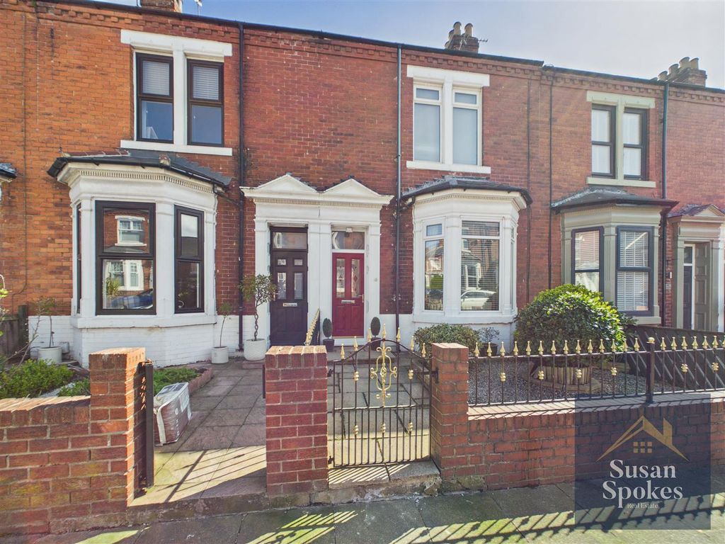 Property photo 1 of 24 Cam01858G0-Pr0248-Still036.Jpg