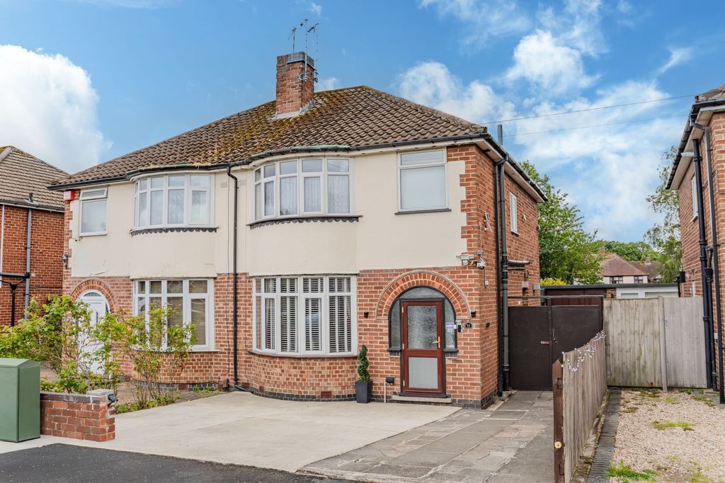 Property photo 1 of 16