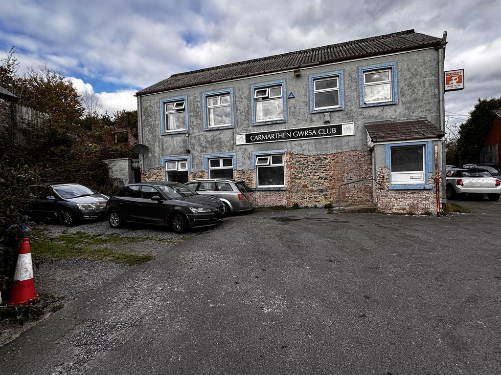Property photo 1 of 7