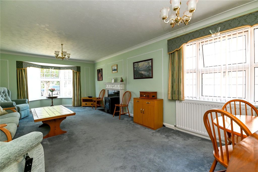 Property photo 2 of 15 Picture No. 03