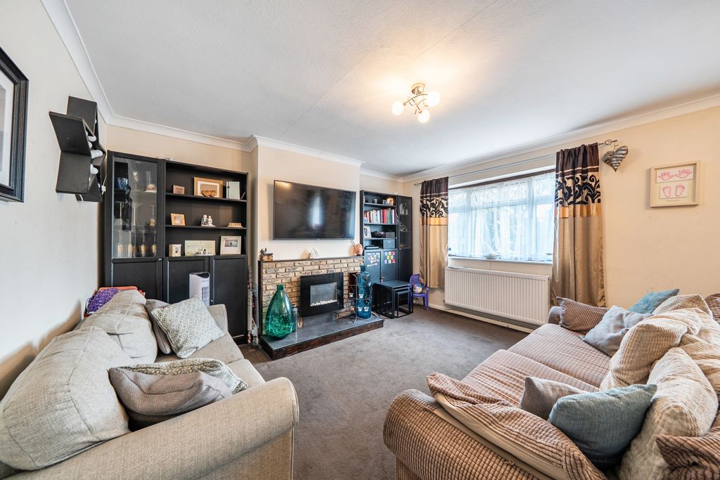 Property photo 2 of 17 1521177-7-6Ab69E9...