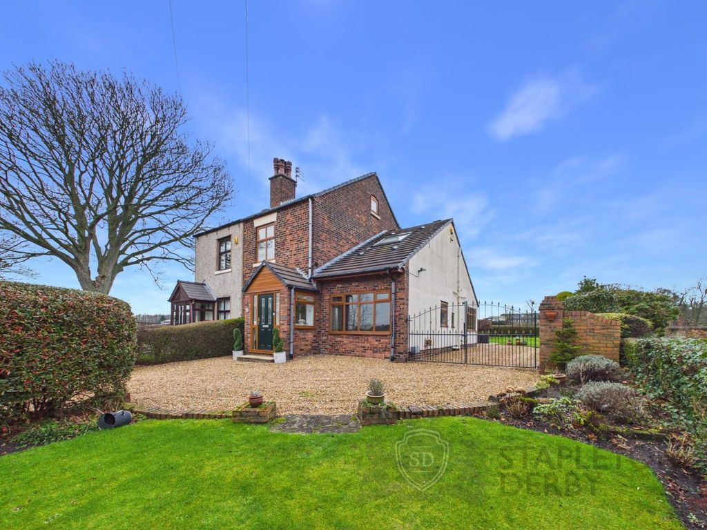 Property photo 1 of 32 Cam04720G0-Pr0179-Still032.Jpg