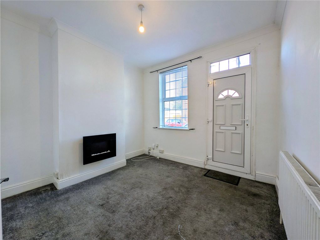 Property photo 2 of 12 Picture No. 07