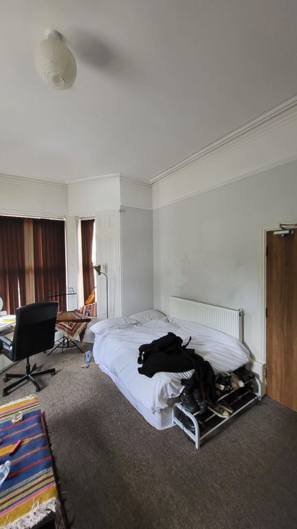 Property photo 3 of 36