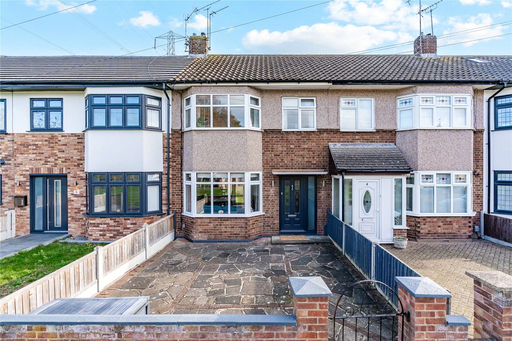 Property photo 1 of 12 Front