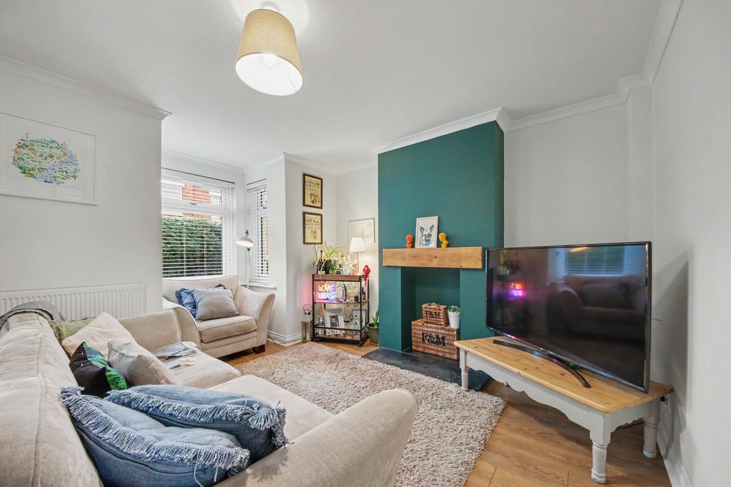 Property photo 3 of 18