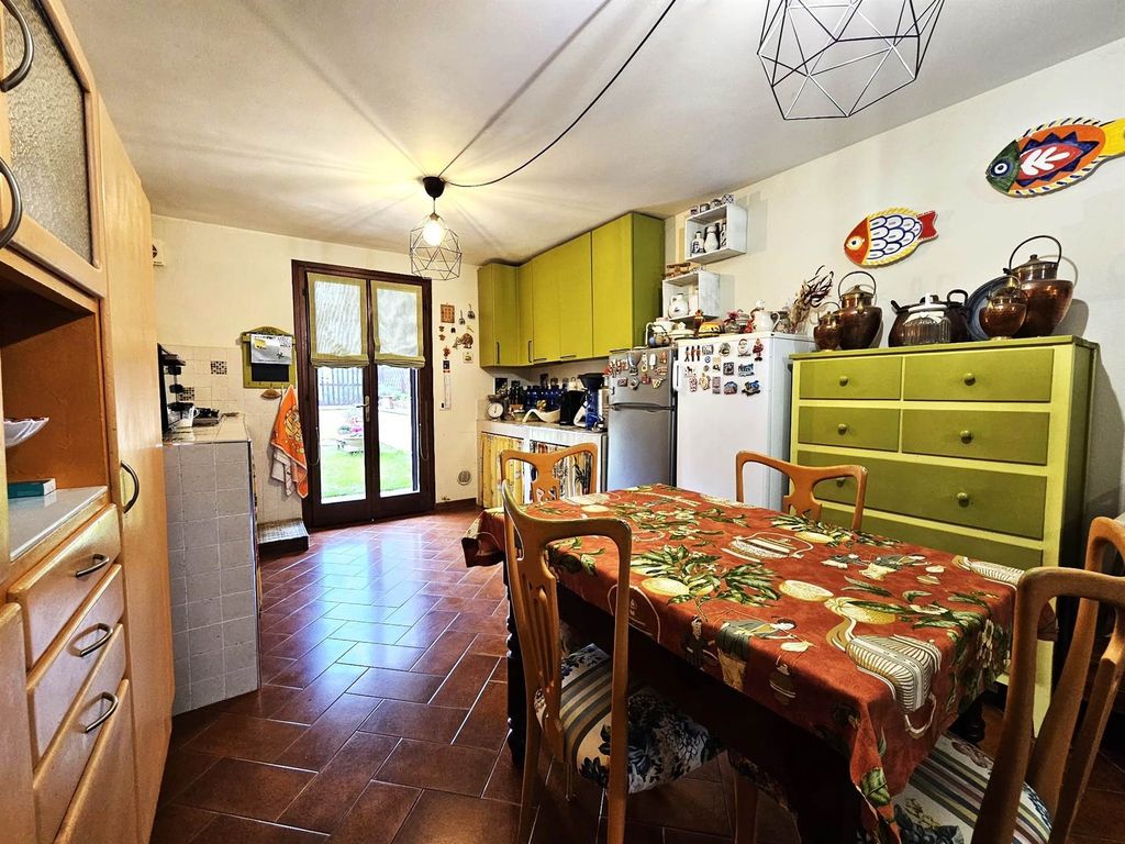 Property photo 3 of 30