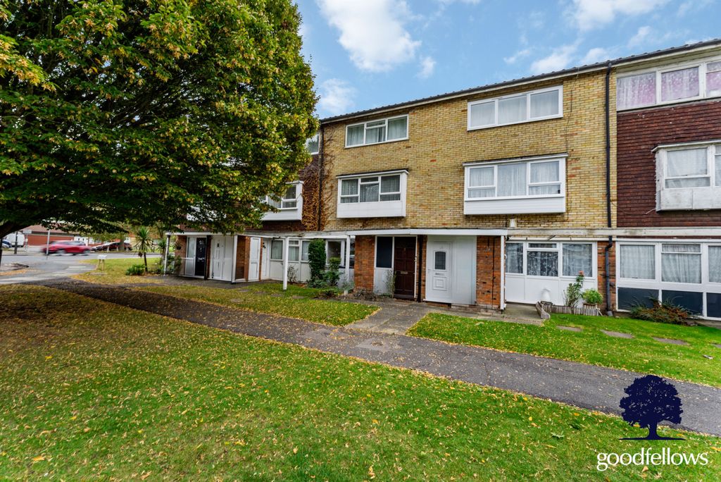 Property photo 1 of 7 External View