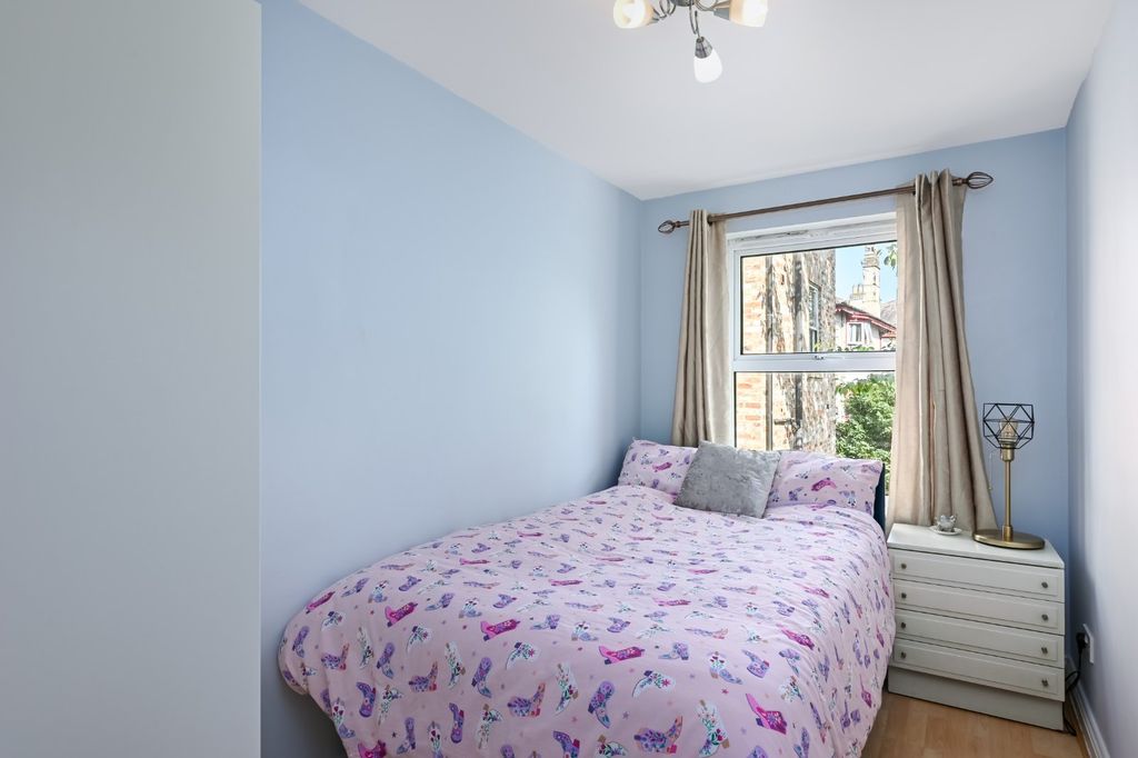 Additional image 8 of 2 bed flat for saleChancery Rise, Holgate, York YO24