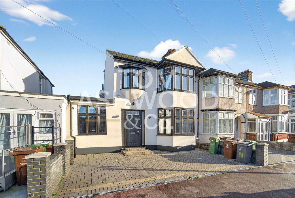 Property photo 1 of 24 Picture No. 13