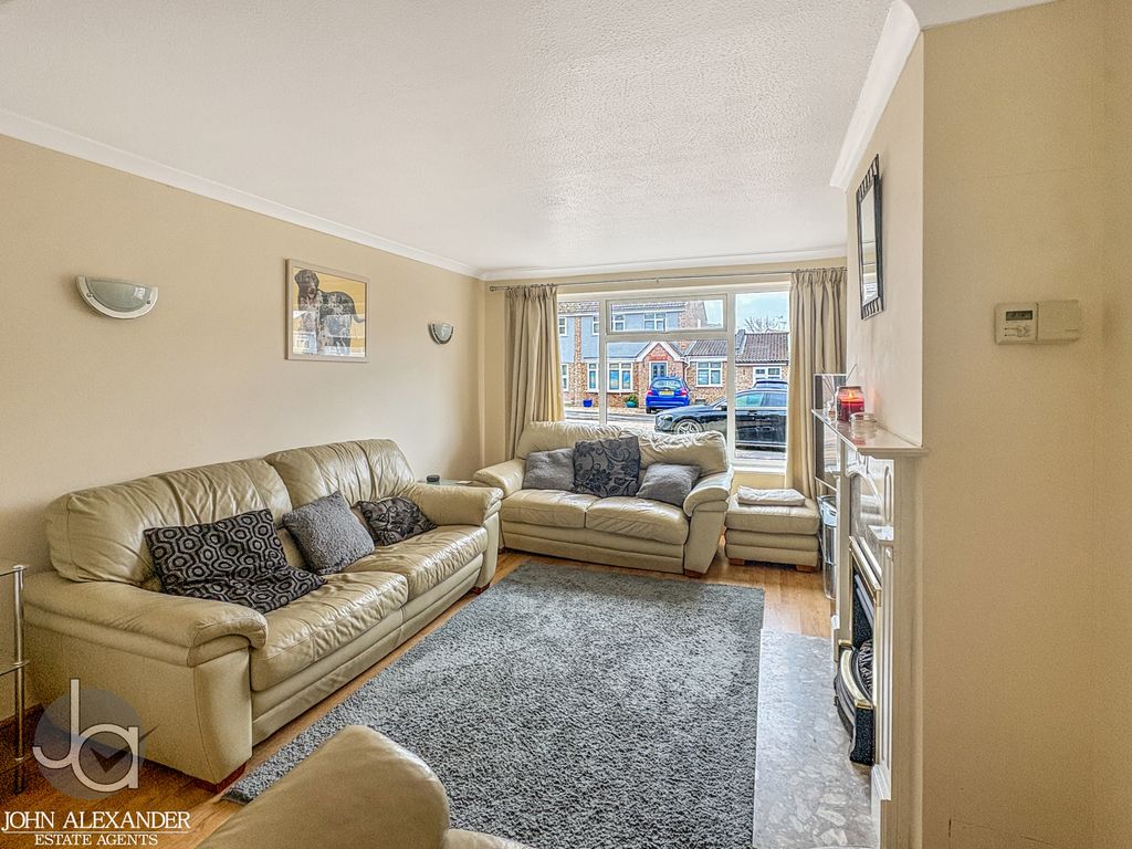 Property photo 3 of 19 20250322_141527482_0.5