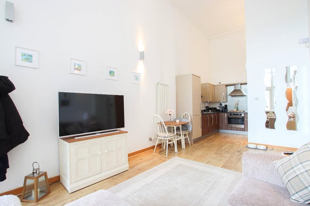 Property photo 3 of 7 Picture No. 06