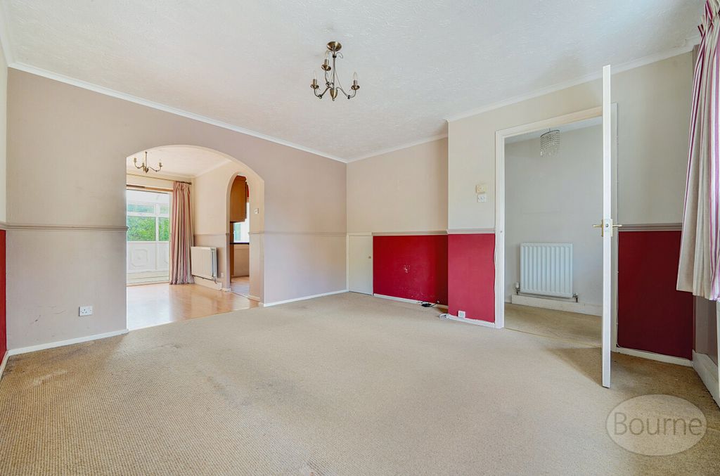 Property photo 2 of 20 Ba228F62-42F0-4d4...