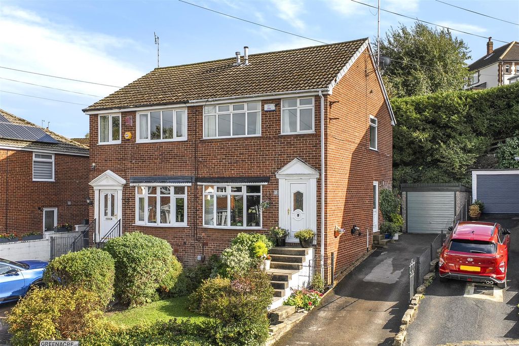 Property photo 1 of 19 Greenacre Park Rise