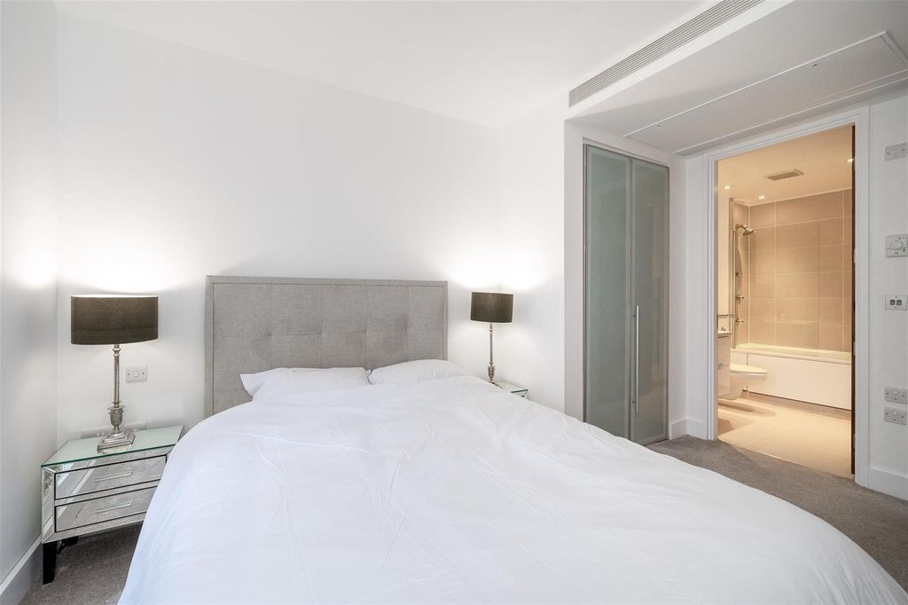 Property photo 3 of 16 Photo 2