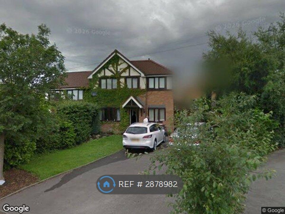 Property photo 2 of 12