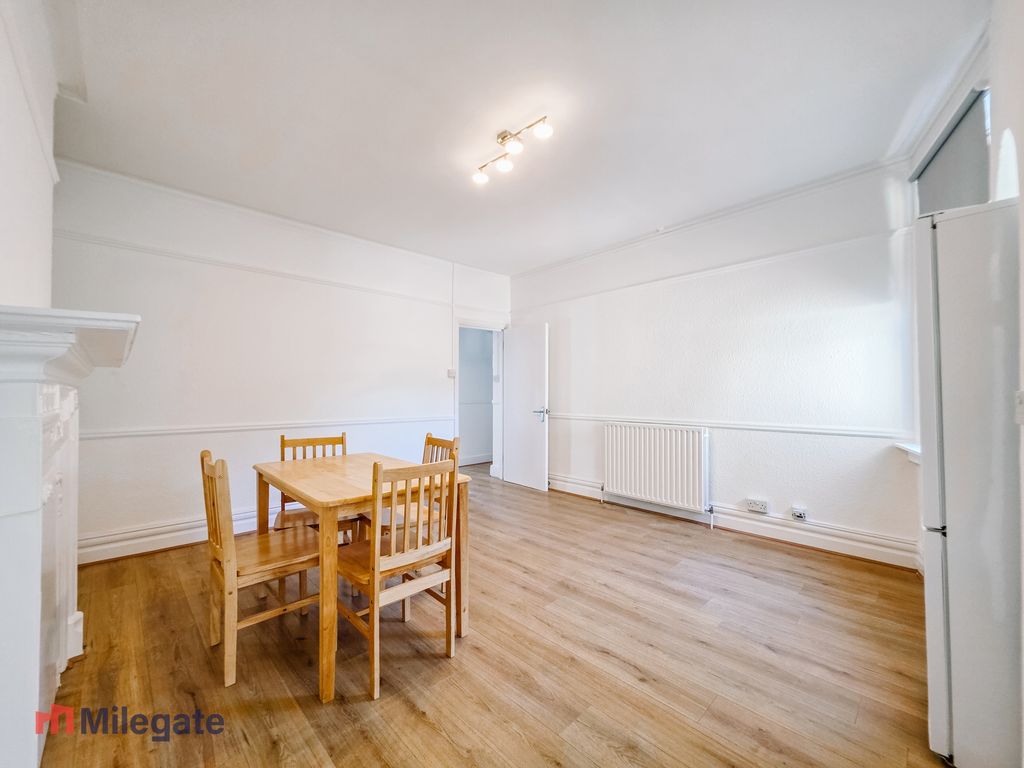 Property photo 2 of 7 Photo 2