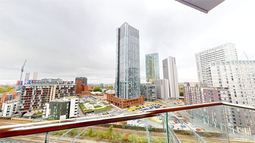 Property photo 2 of 12 Picture No. 11