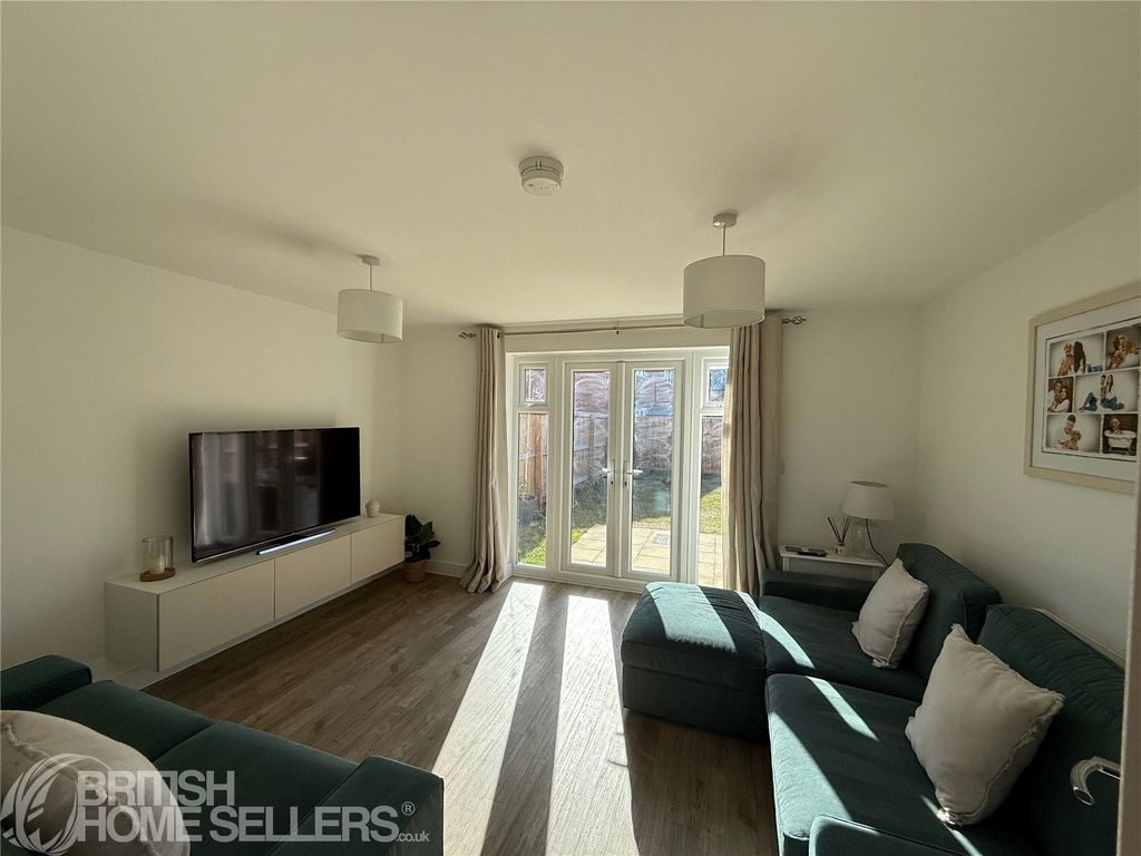 Property photo 2 of 18 Picture No. 09