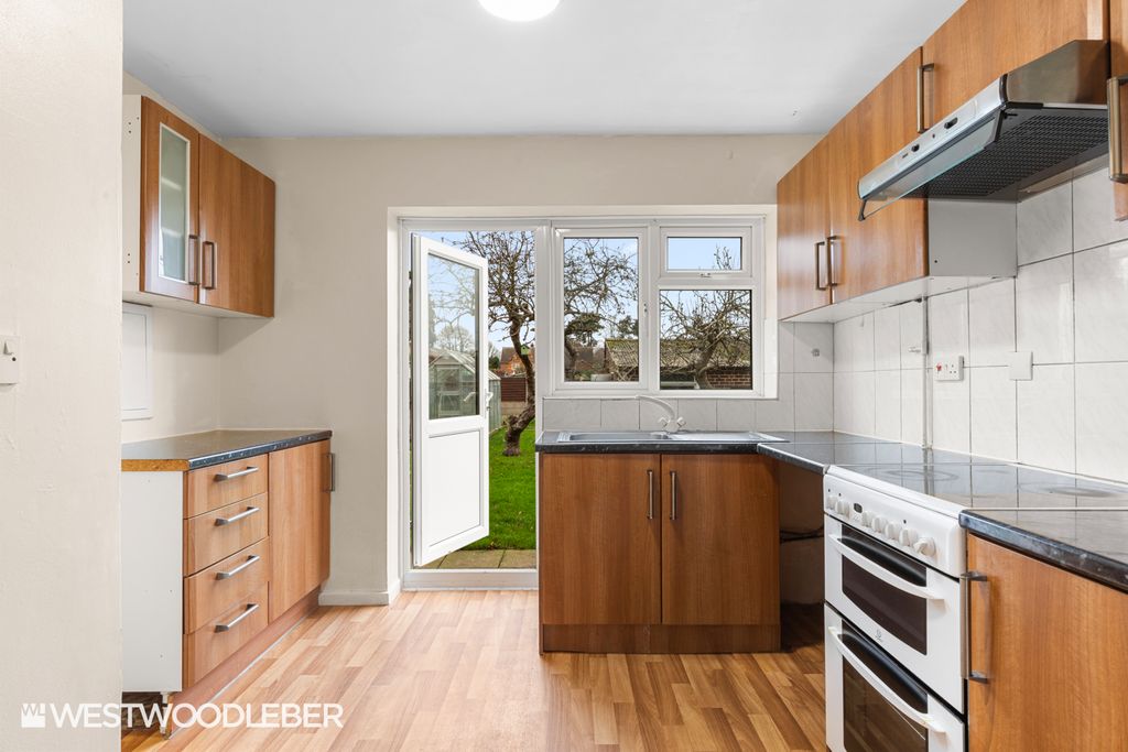 Property photo 2 of 13 Hertfordroad_9