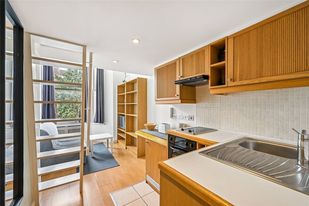 Property photo 1 of 12 Picture No. 02