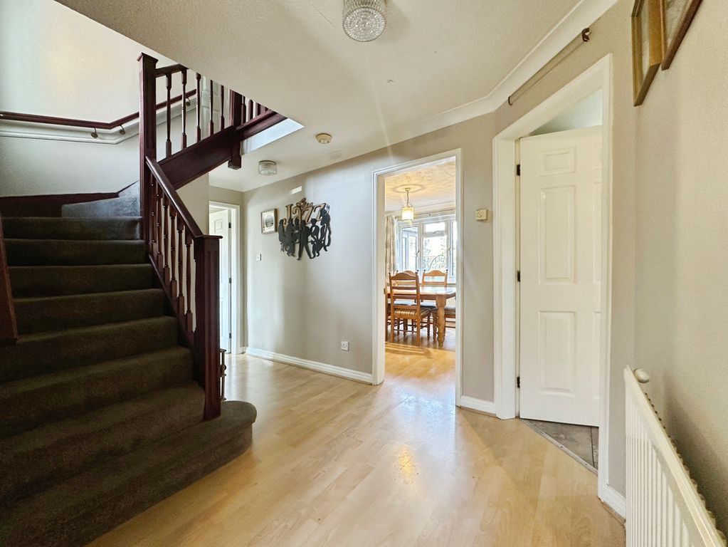 Property photo 2 of 26 Hallway