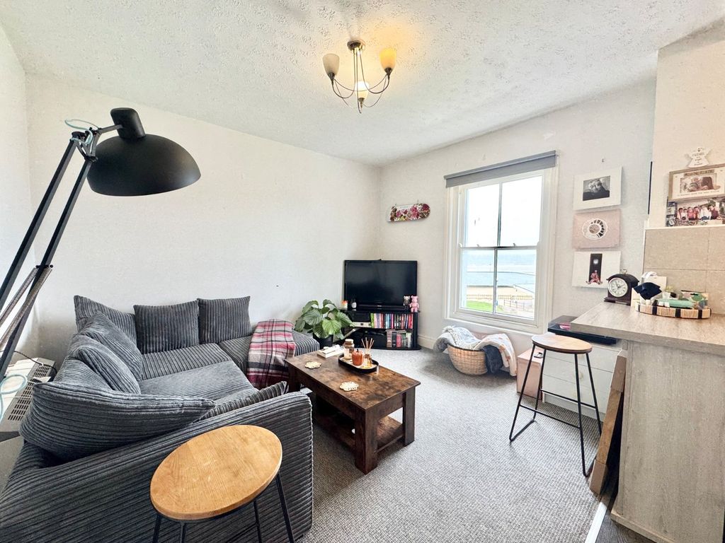 Property photo 3 of 6 Picture 3