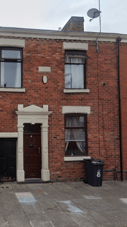 Property photo 1 of 1 3 Bed Furnished House