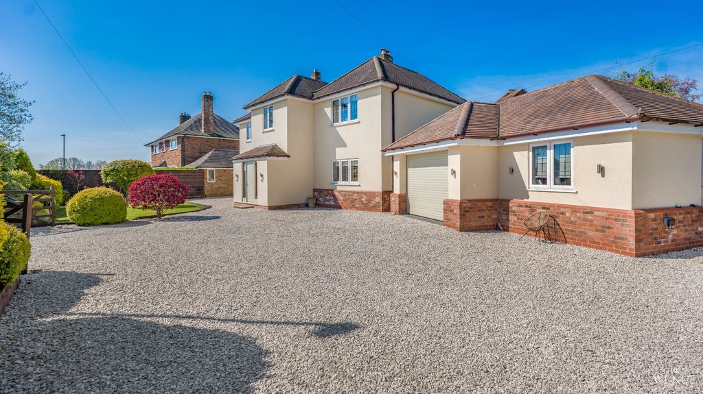Property photo 2 of 63 4835523