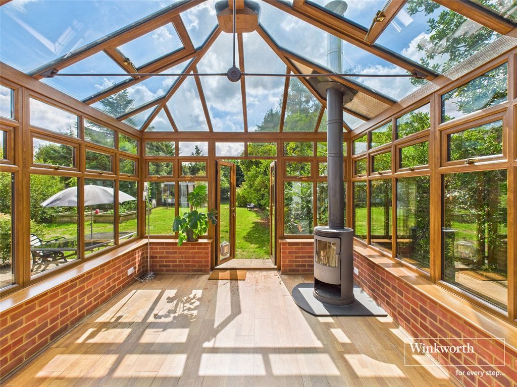 Property photo 3 of 25 Picture No. 39