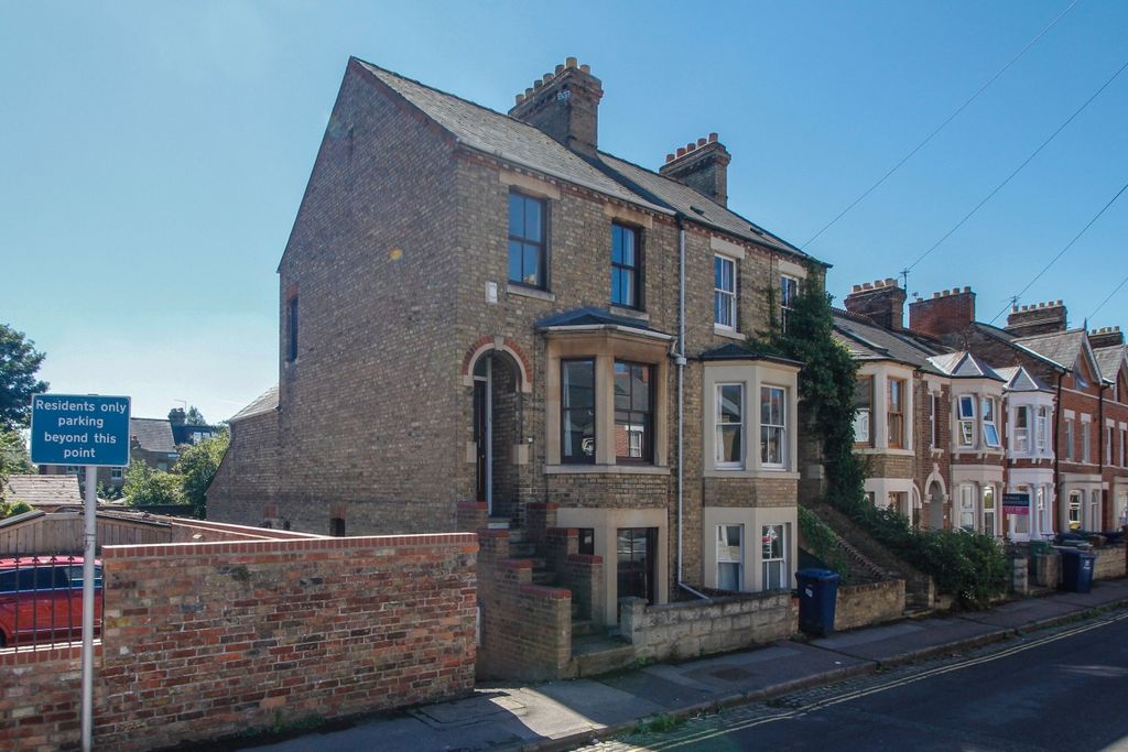 Property photo 1 of 9 17736