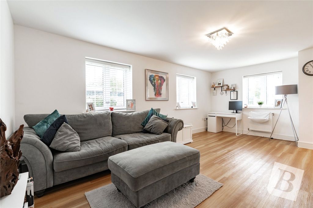 Property photo 1 of 12 Lounge/Diner