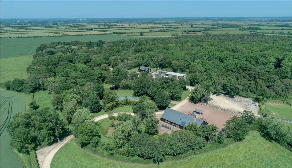 Property photo 1 of 22 Screenshot_812025_172644_.Jpeg