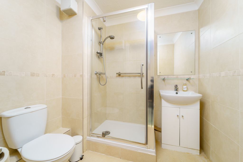 Property photo 3 of 9