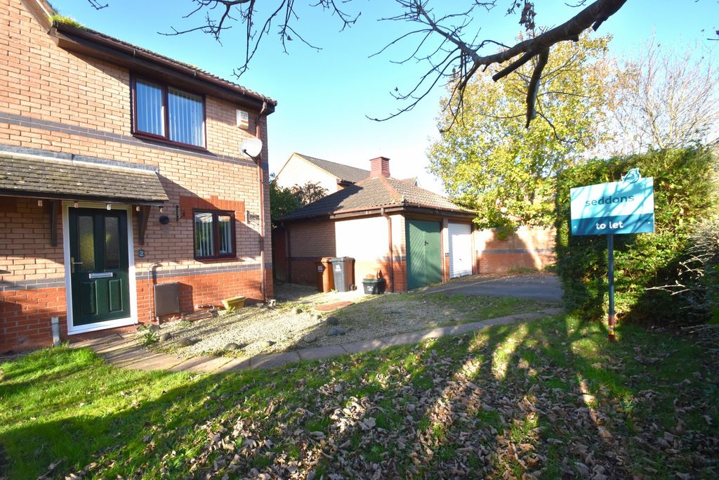 Property photo 1 of 8 Tiverton Seddons