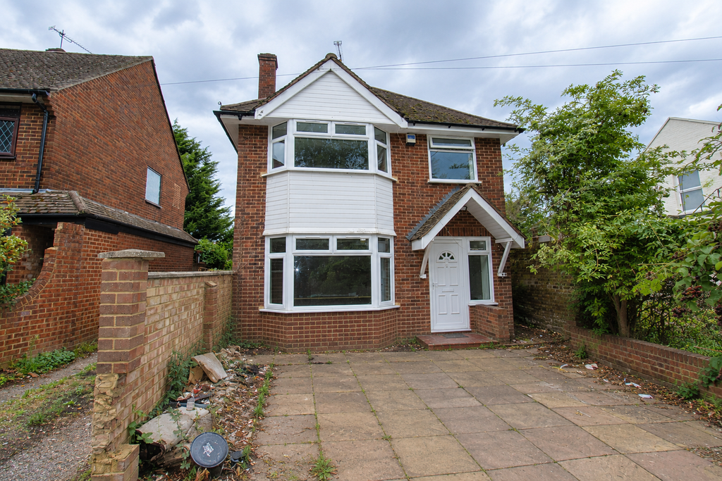 Property photo 1 of 8