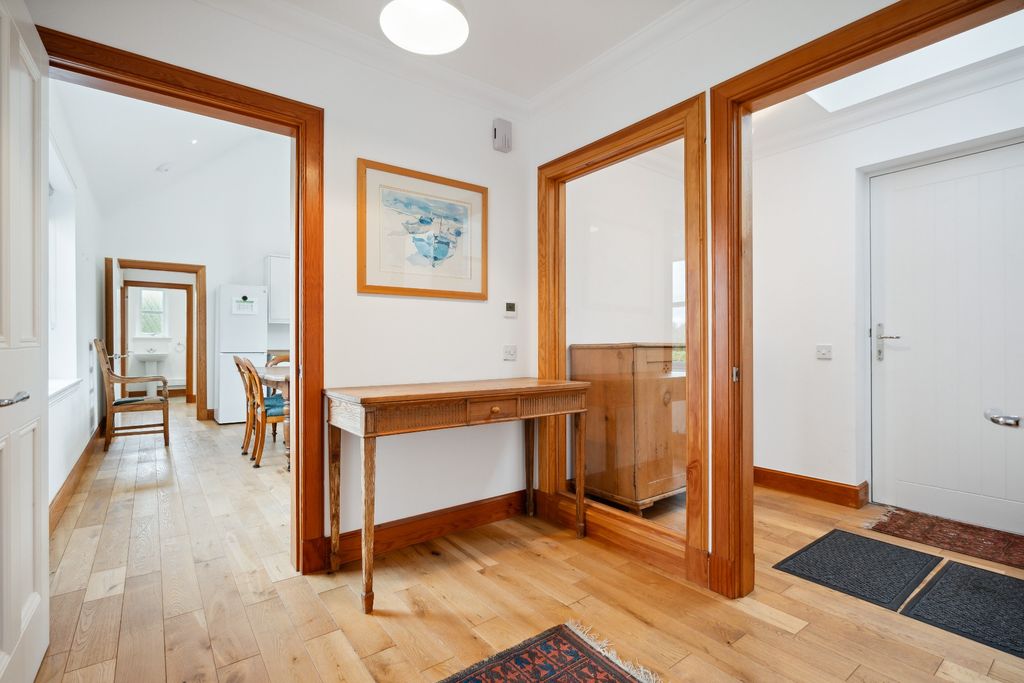 Property photo 3 of 34 3