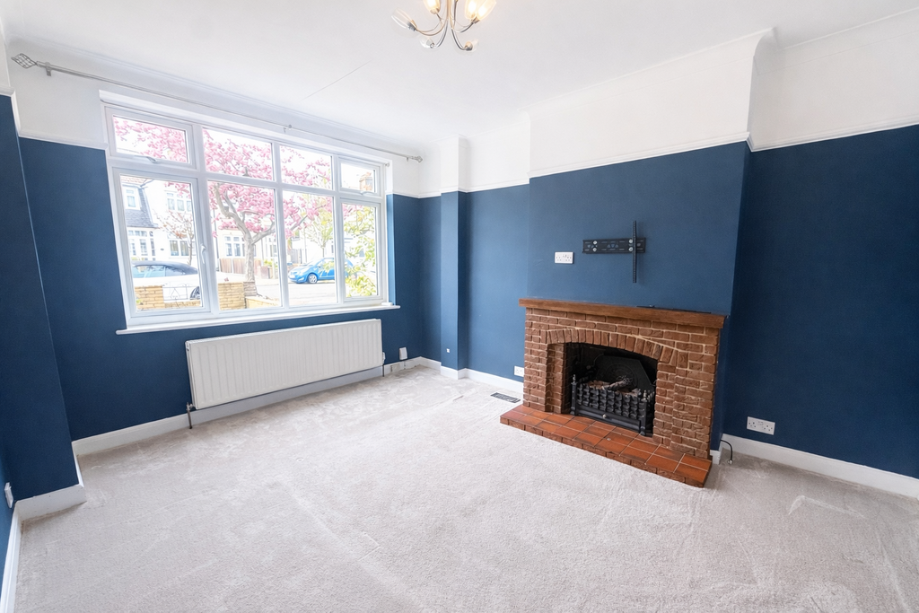 Property photo 3 of 17