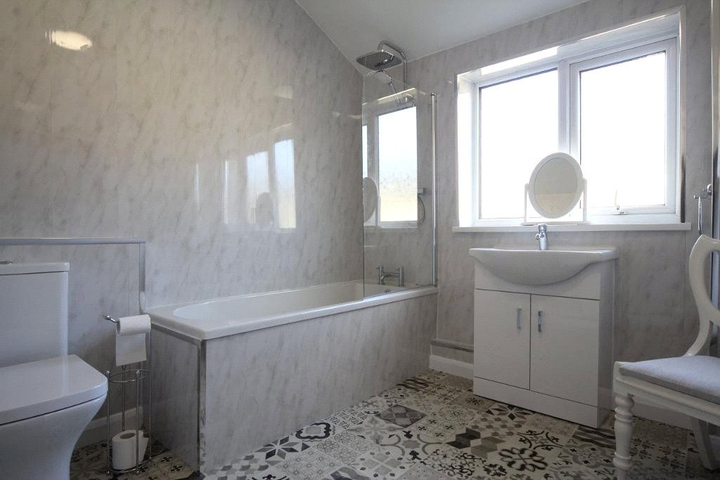 Property photo 3 of 10 Picture No. 05