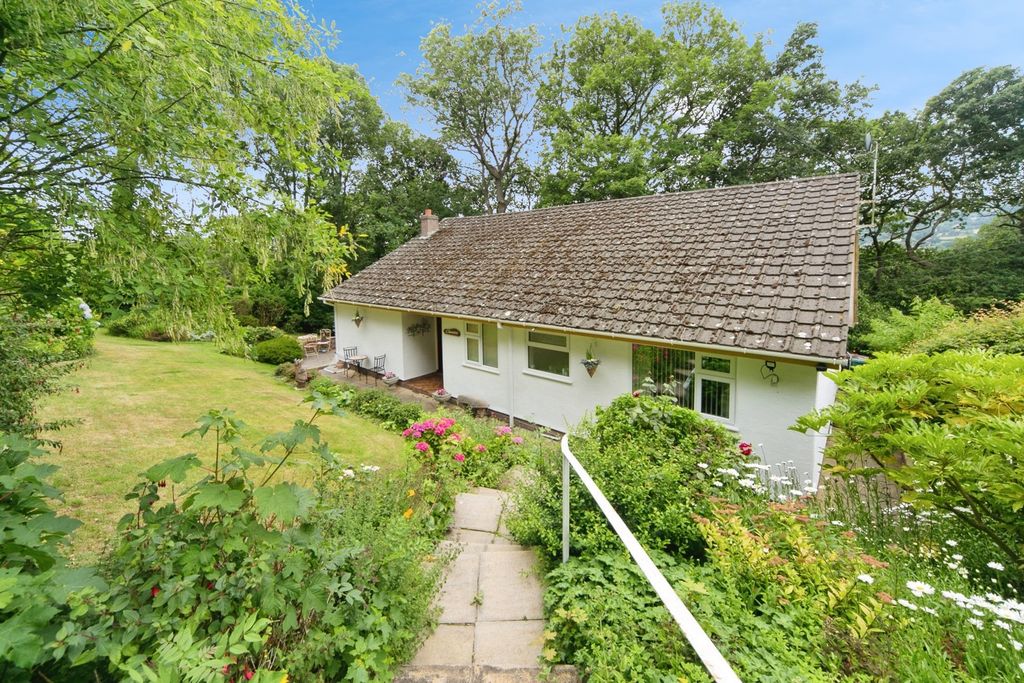 Property photo 1 of 17 Front