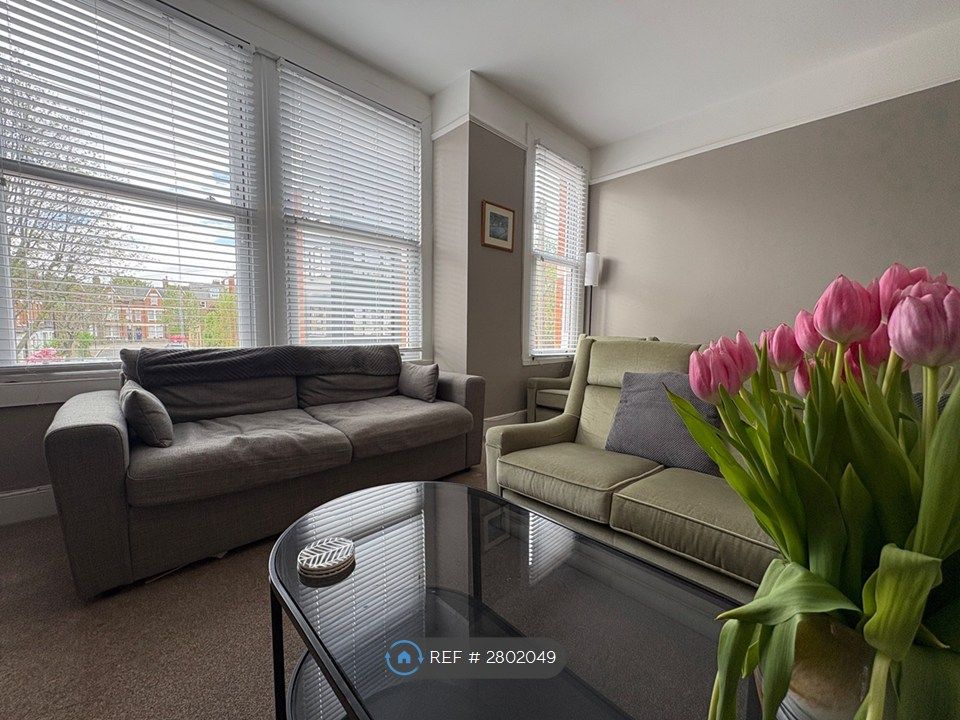 Property photo 3 of 11