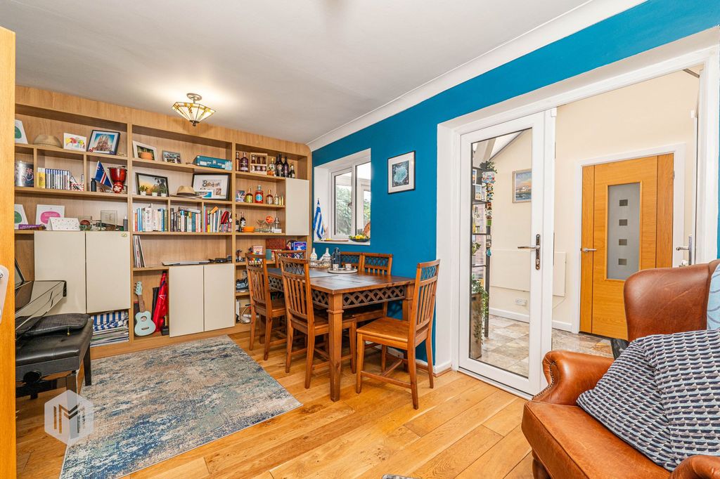 Property photo 3 of 29