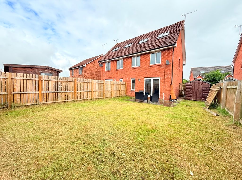 Property photo 3 of 19