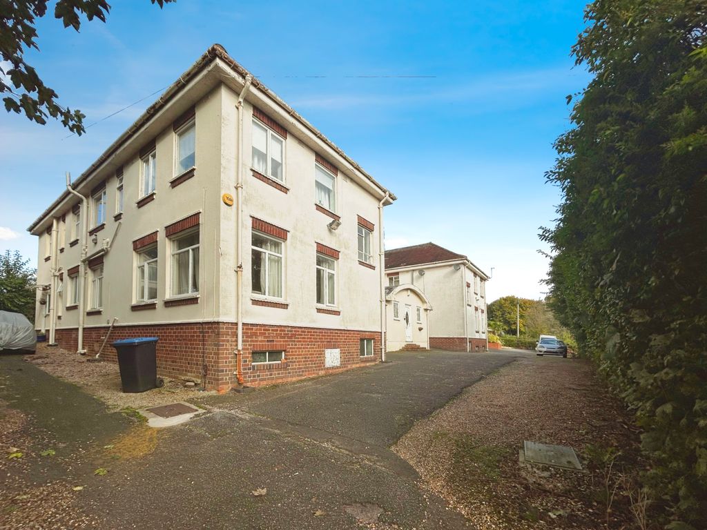 Property photo 1 of 8 1