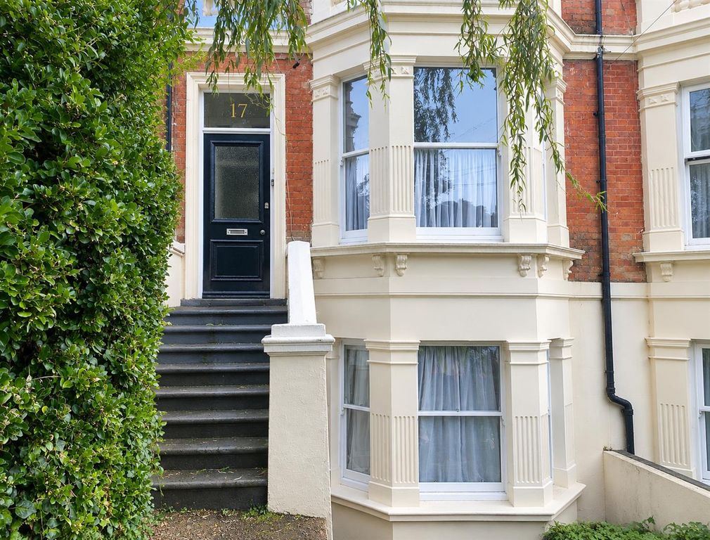 Property photo 1 of 14